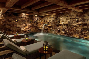 Bachelor Gulch Ritz-Carlton 1 Bedroom Mountain Residence With Ski In, Ski Out Access, Hot Tub, And Full Service Spa